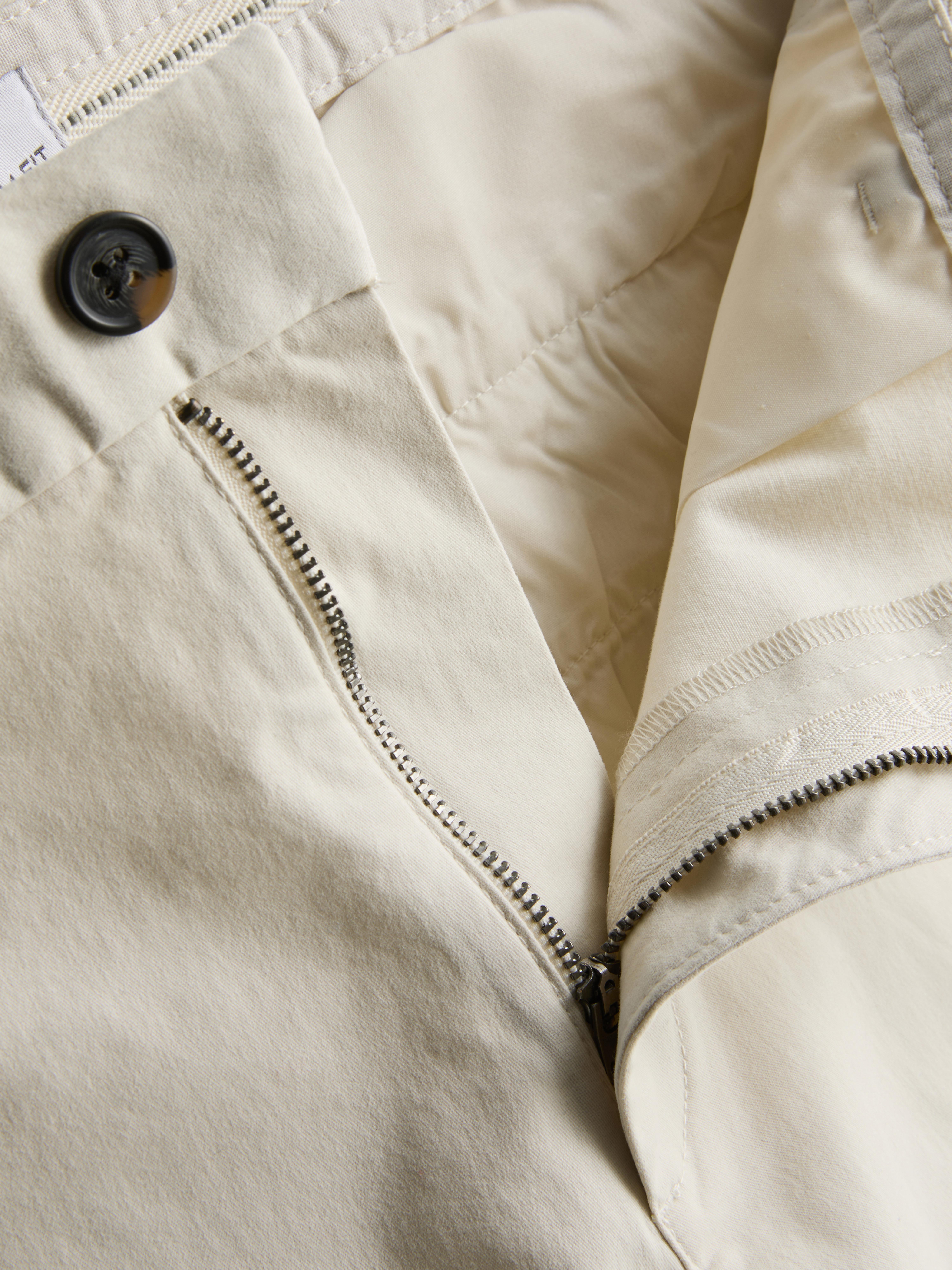 Slim Chinos - Ivory