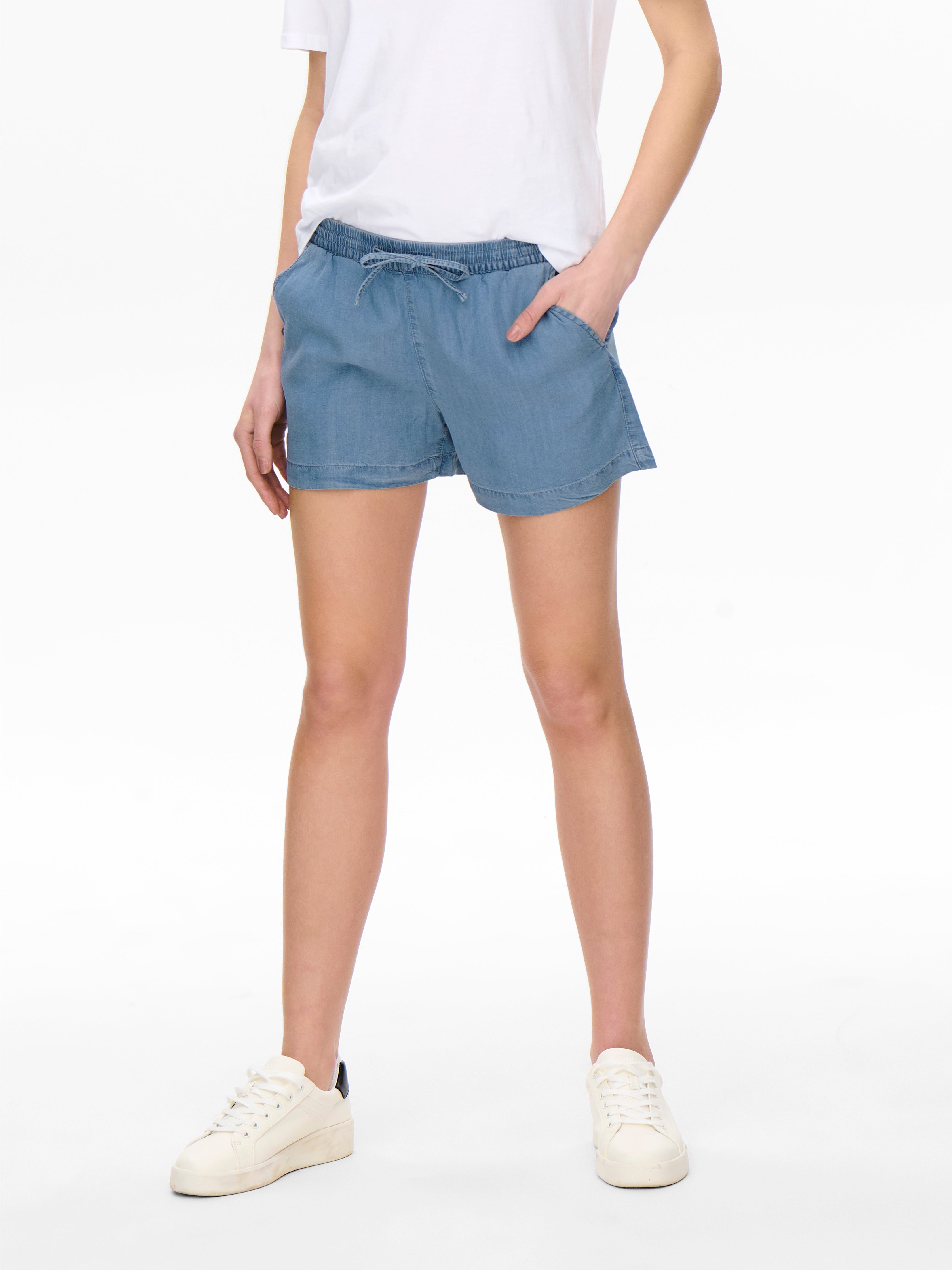 ONLPEMA Mid waist Relaxed Fit Shorts Medium Blue Denim