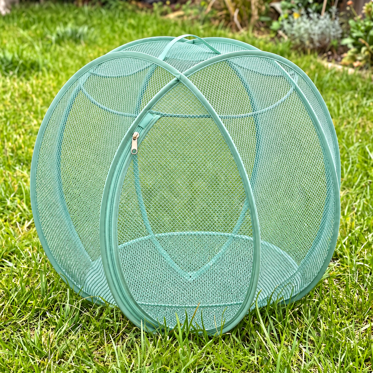 Portable Pet Playpen, Pop-Up Outdoor Cat Enclosure with Breathable Mesh, Secure Zipper & Foldable Design for Cats and Small Pets