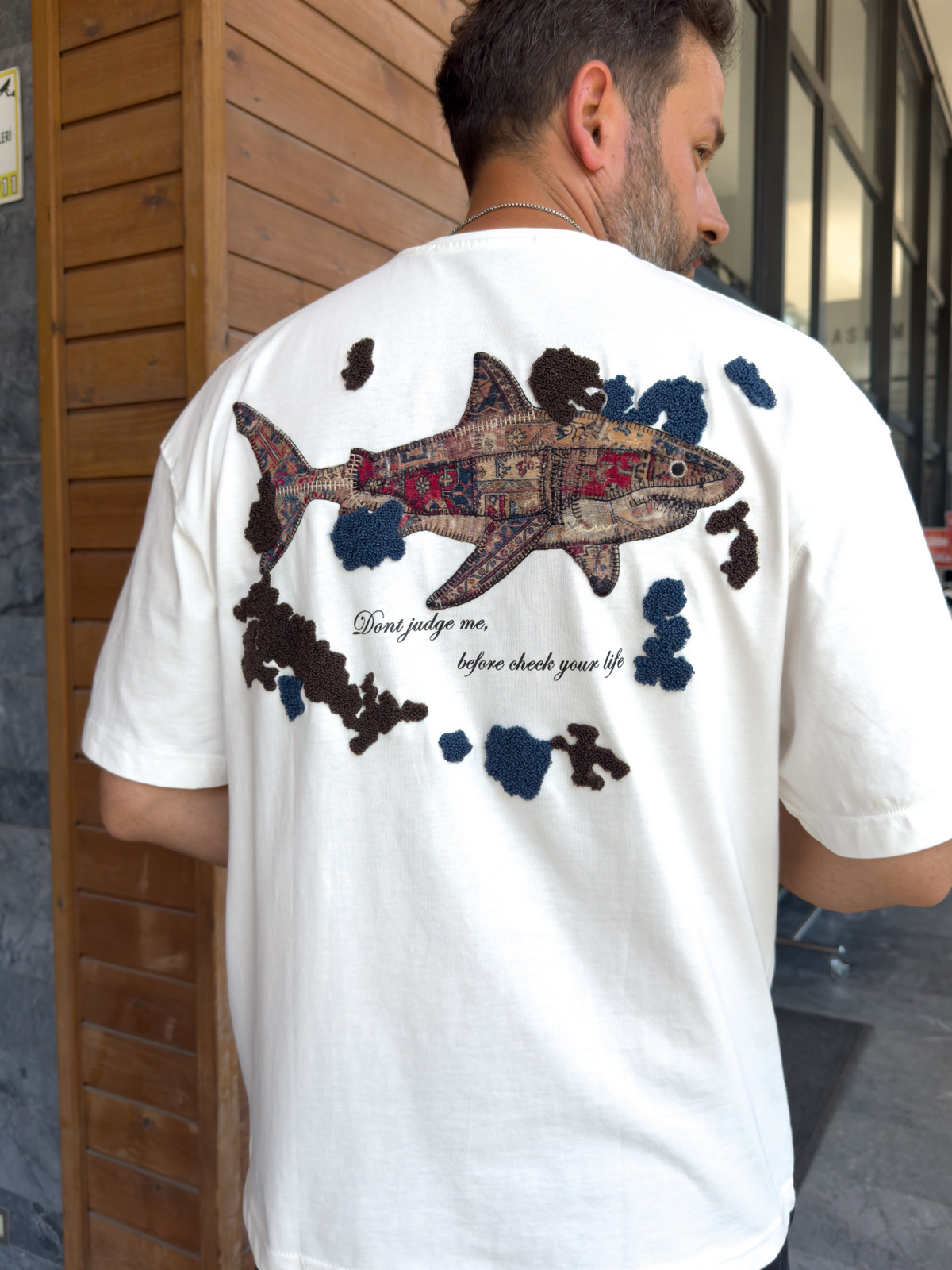 Oversized T-shirt with white shark graphic paneling