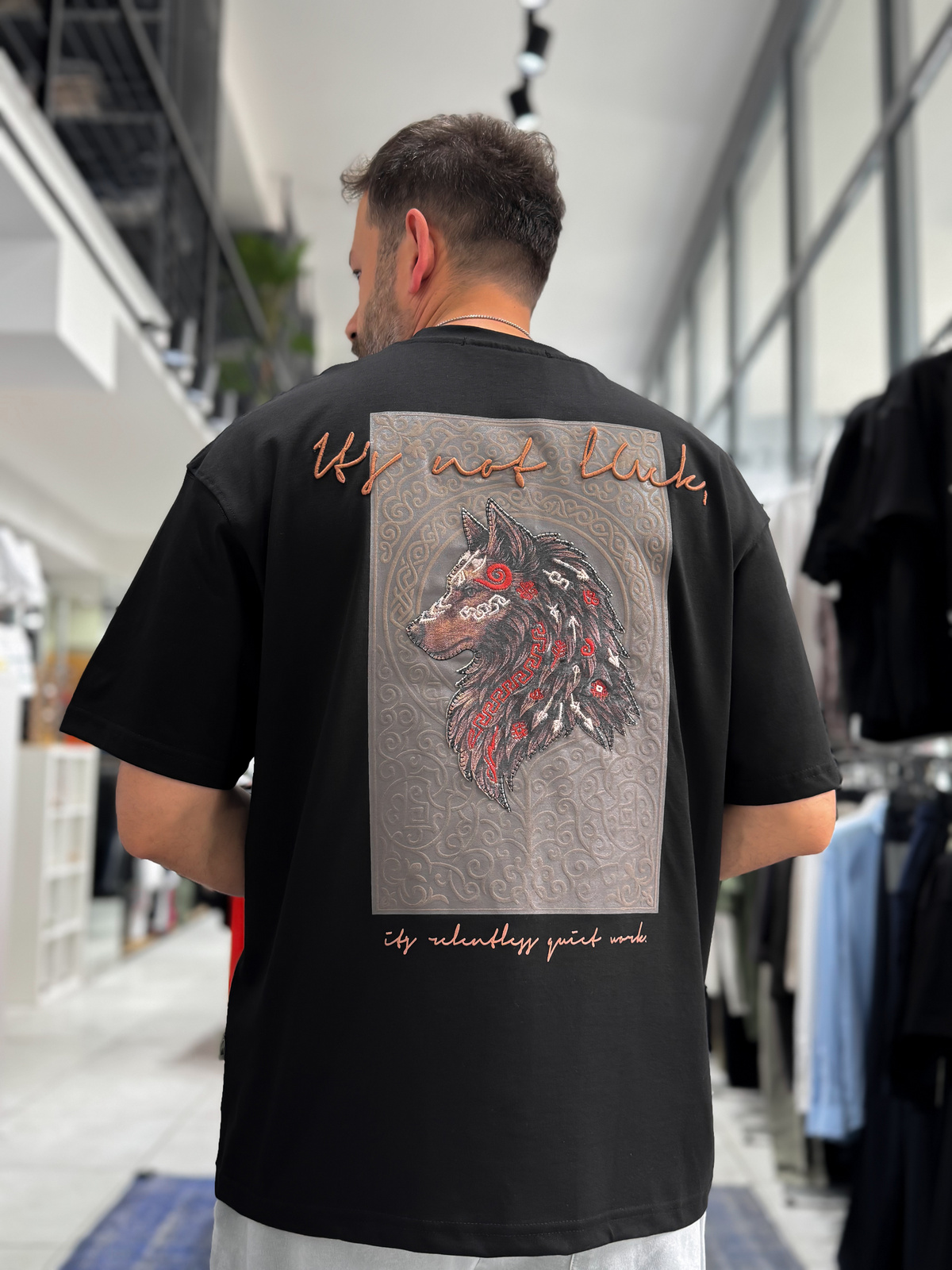 Black Wolf Embroidery Oversized T-Shirt