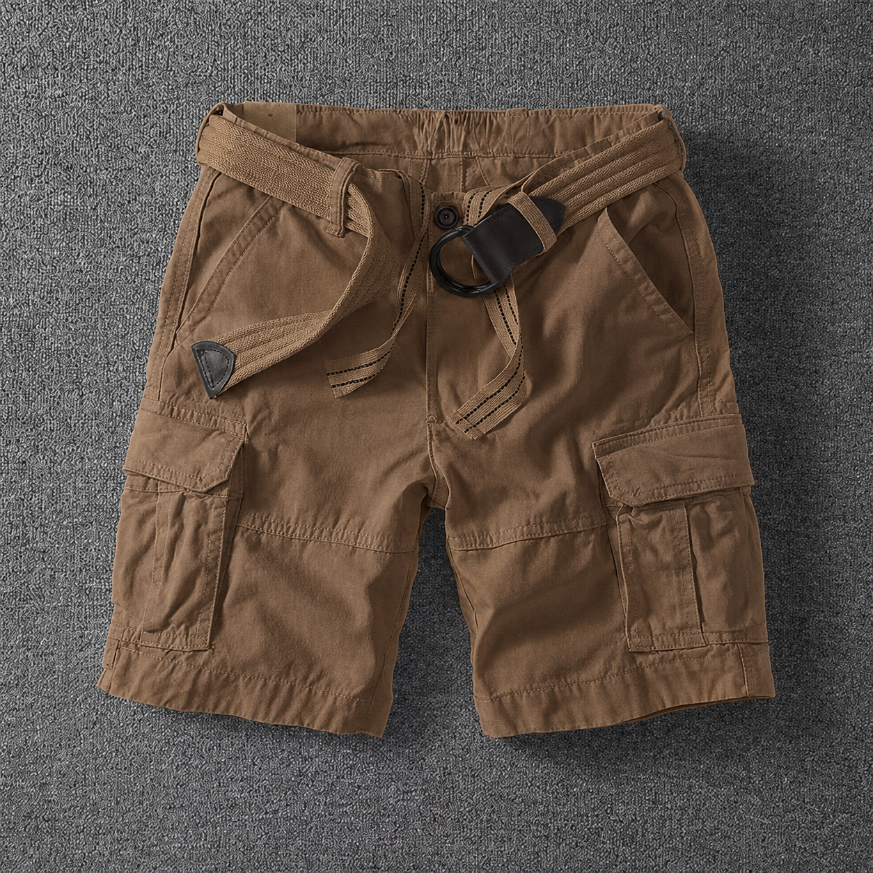 Classic Short Cargo Shorts for Men with Utility Pockets