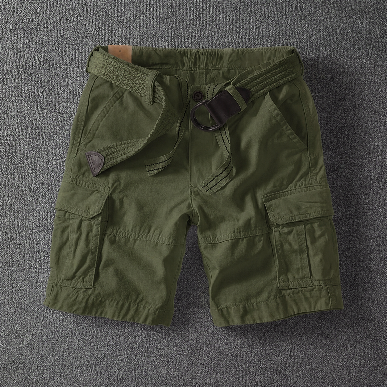 Classic Short Cargo Shorts for Men with Utility Pockets