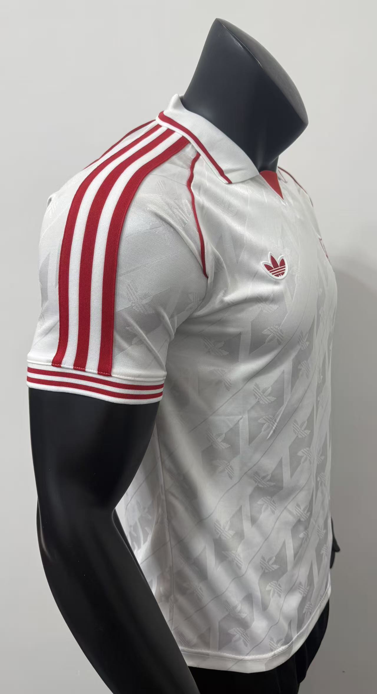 Liverpool 2026/27 Retro Soccer Shirt Jersey White