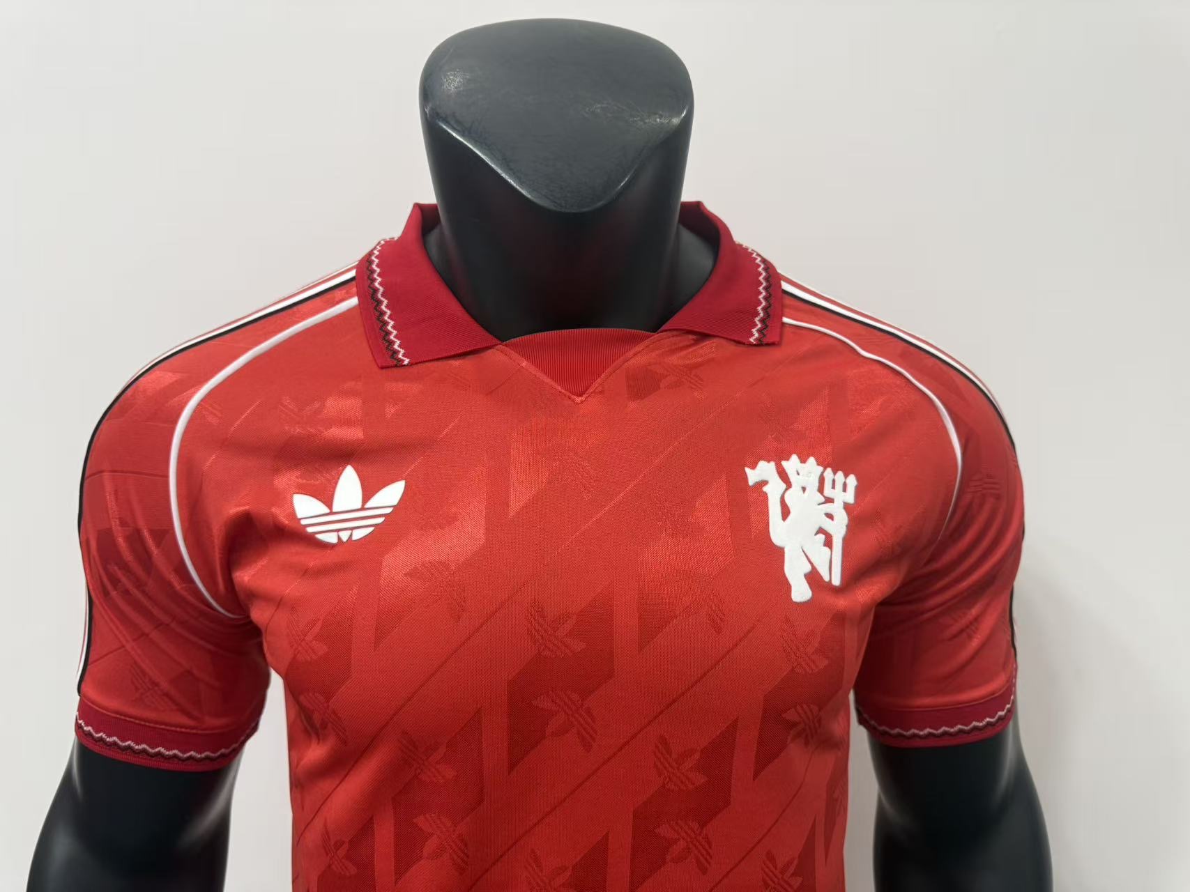 Manchester United 2026/27 Retro Soccer Shirt Jersey