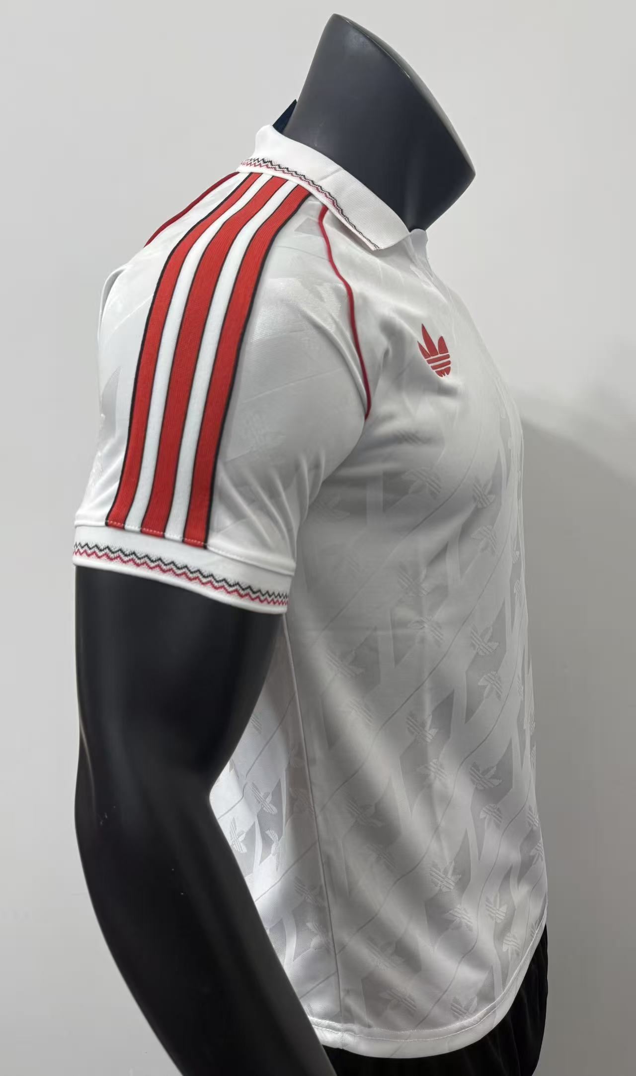 Manchester United 2026/27 Retro Soccer Shirt Jersey White
