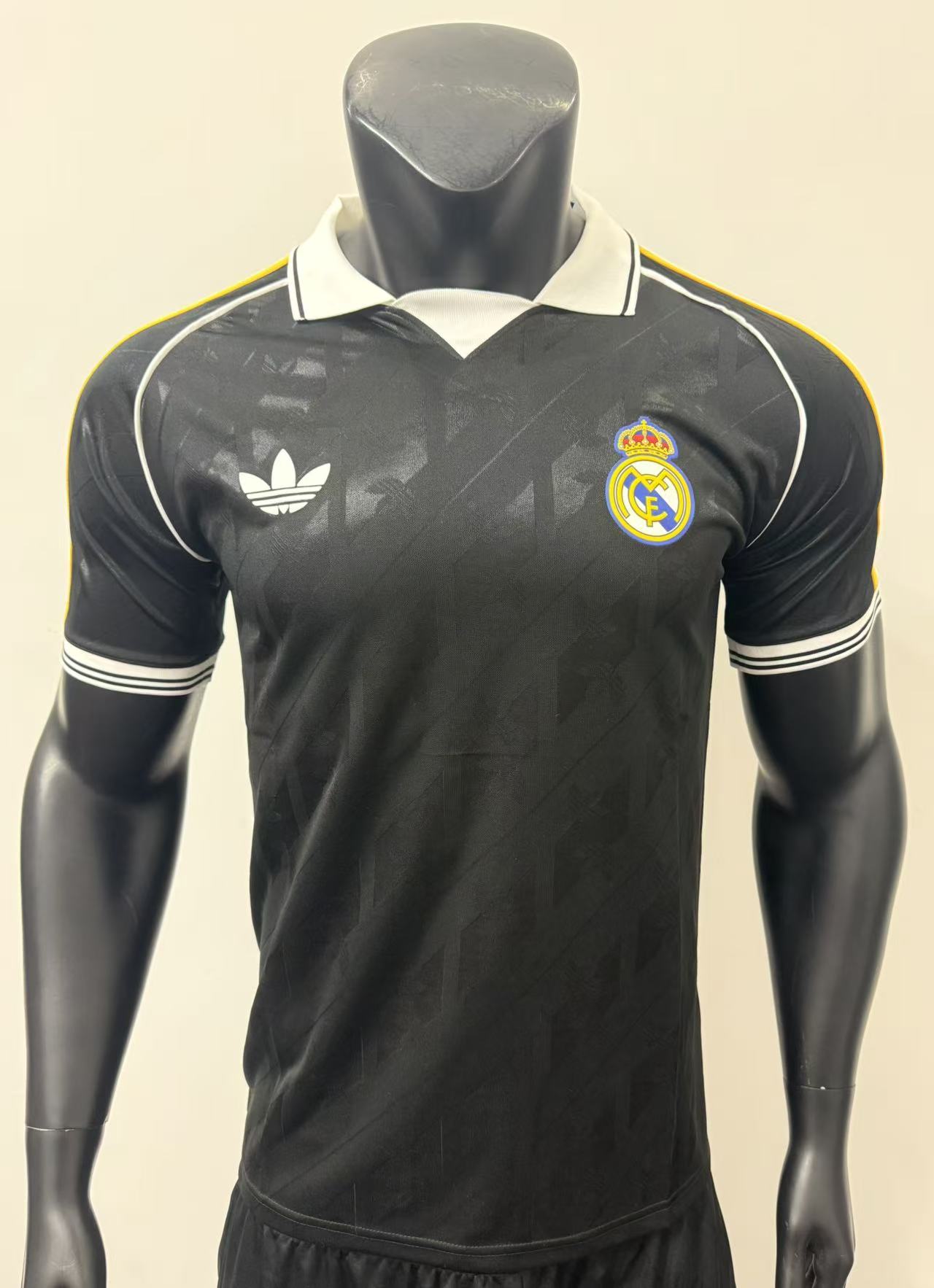 Real Madrid 2026/27 Retro Soccer Shirt Jersey White