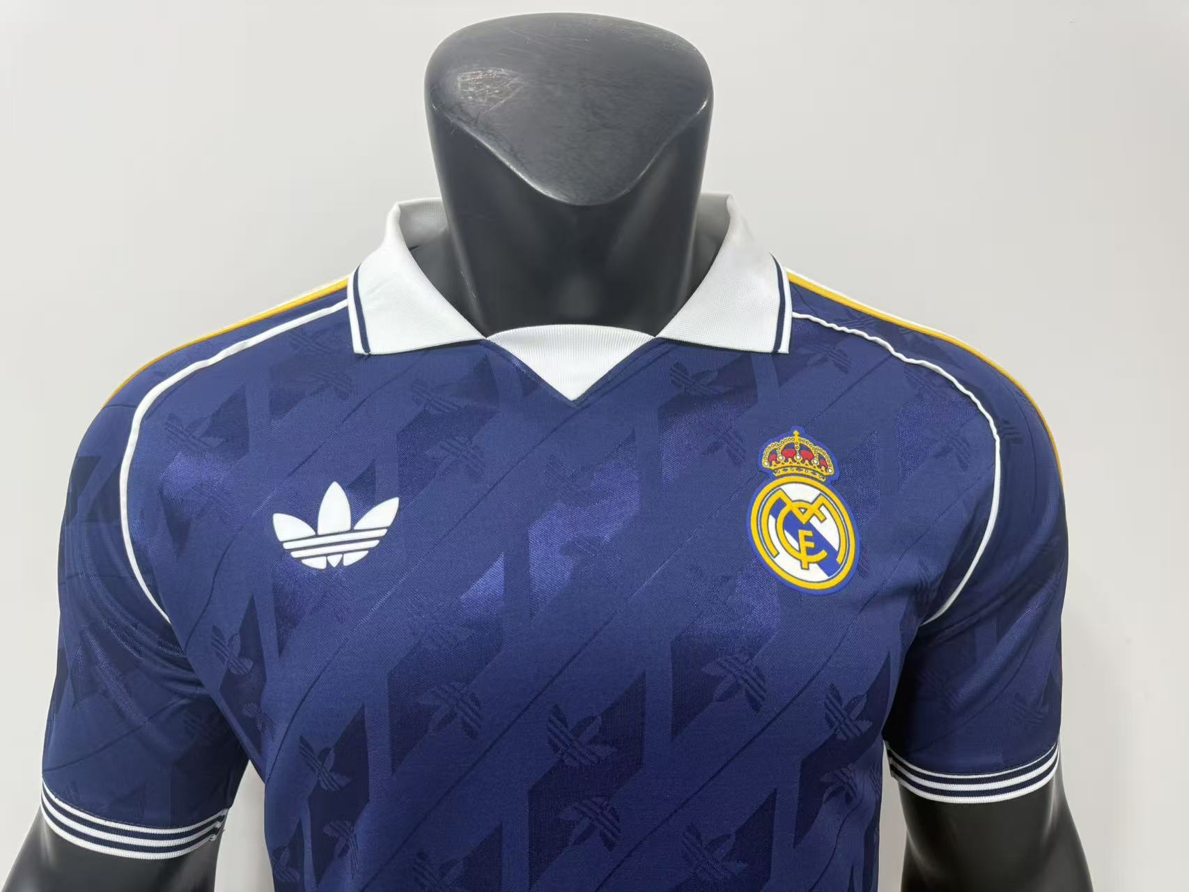 Real Madrid 2026/27 Retro Soccer Shirt Jersey