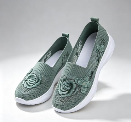 Women's Butterfly Embroidered Loafers