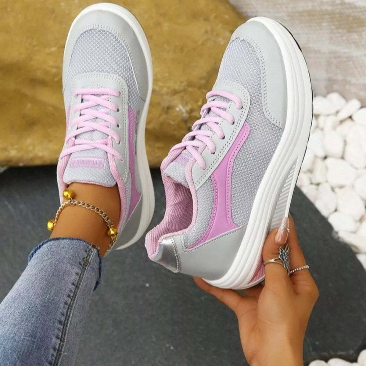 Round Toe Platform Athletic Shoes – Sporty