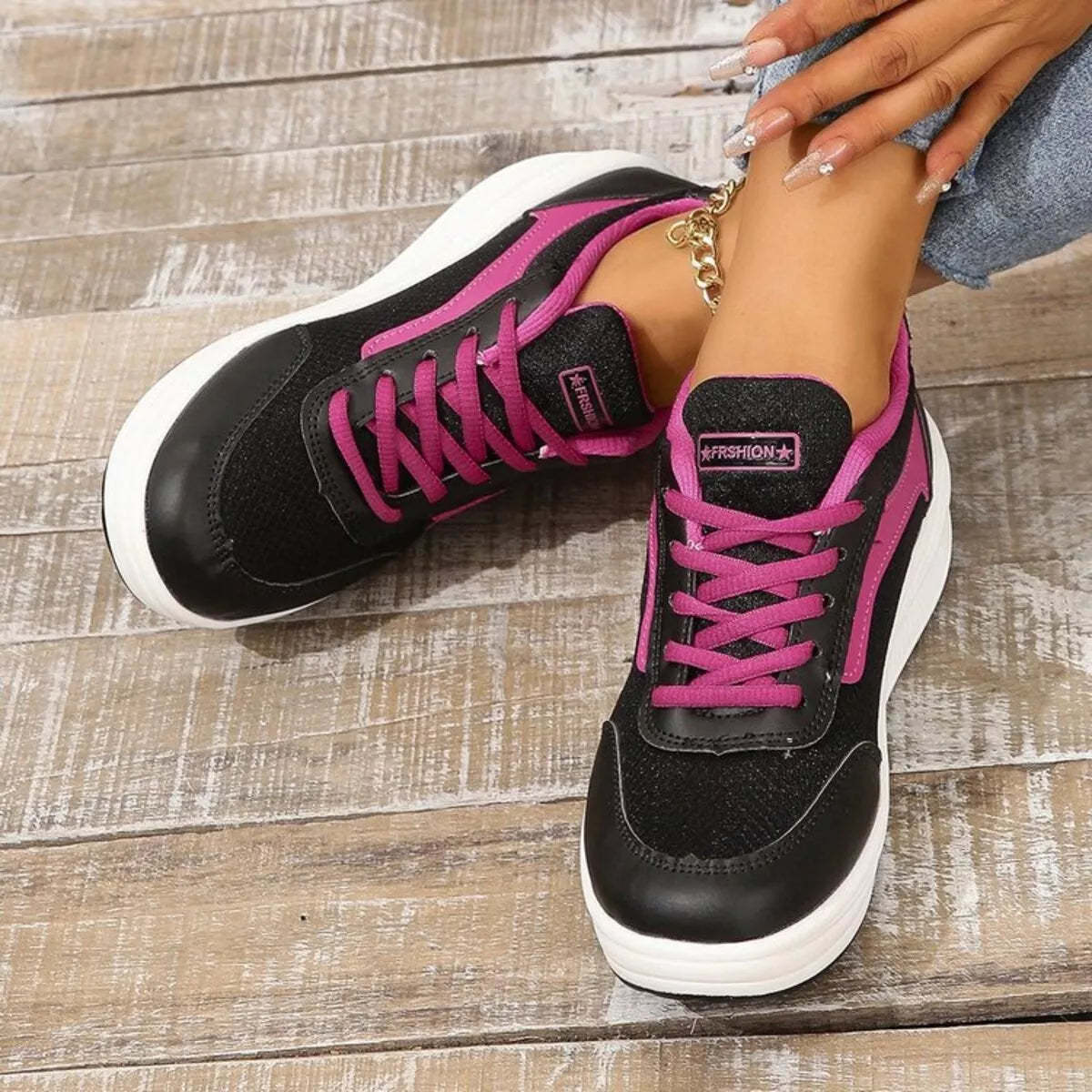Round Toe Platform Athletic Shoes – Sporty