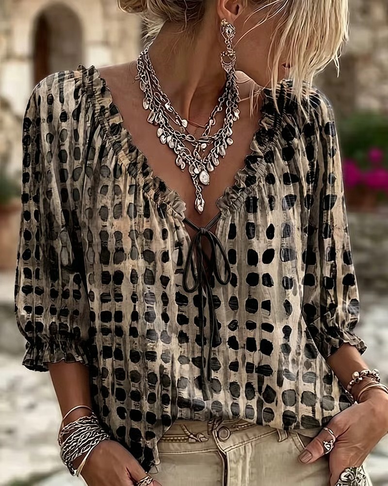 Women's Boho Printed Tie-Front V-Neck Ruffle Blouse