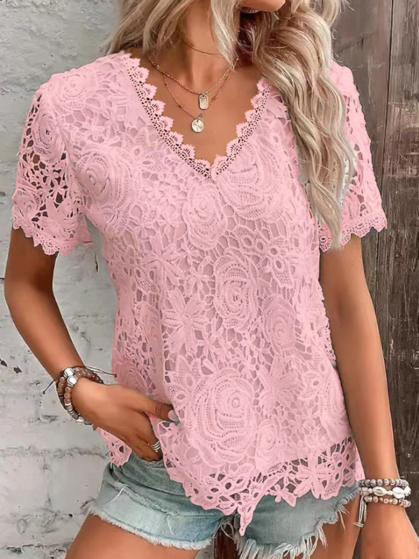 Women’s Floral Crochet Lace V Neck Short Sleeve Scalloped Hem Blouse