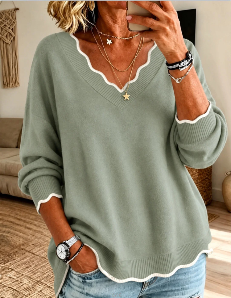 Women’s Scalloped Trim V Neck Long Sleeve Loose Knit Sweater