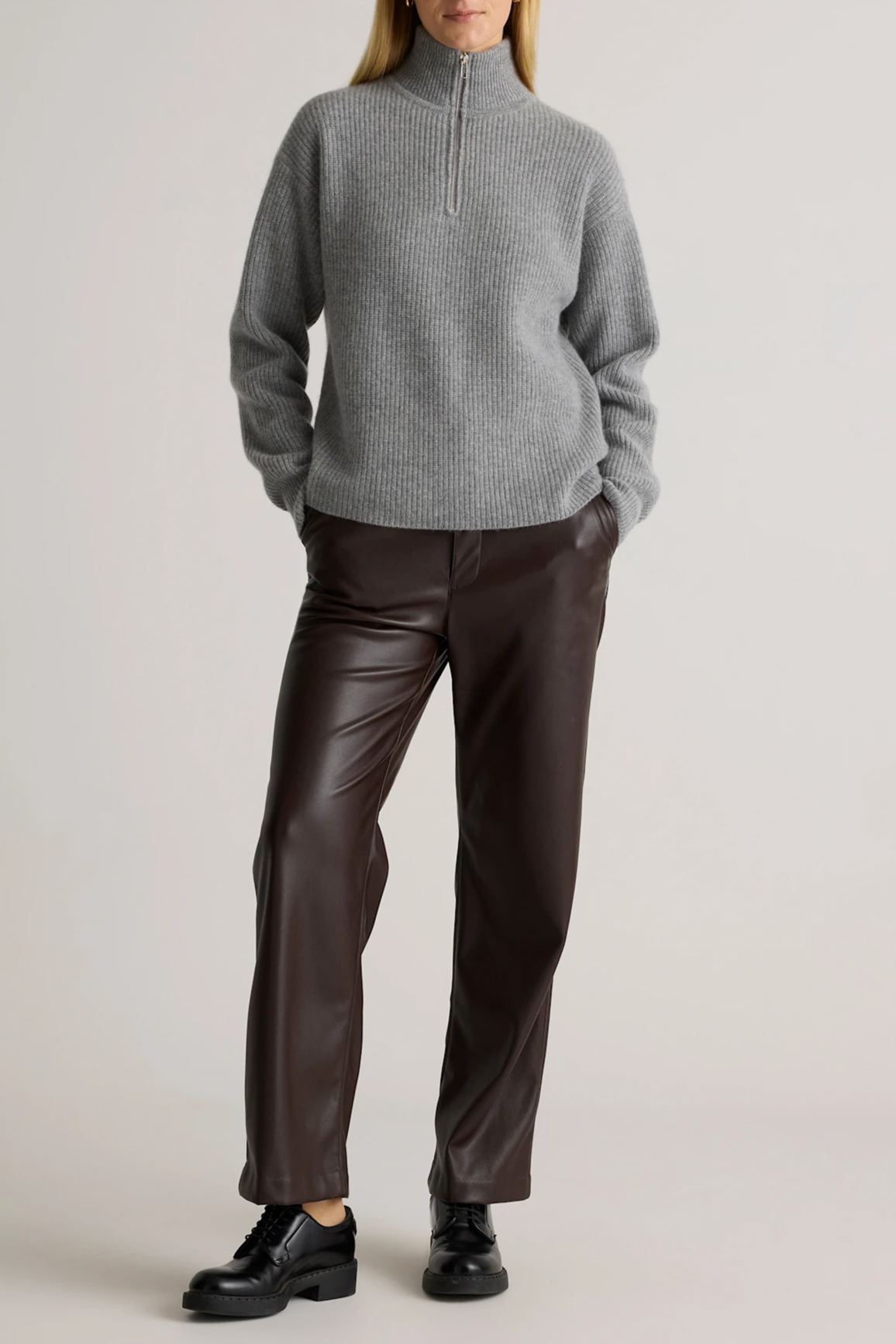 Women's Casual Half-Zip Ribbed Knit Pullover - Chic Mock Neck Knitwear for Work & Weekend
