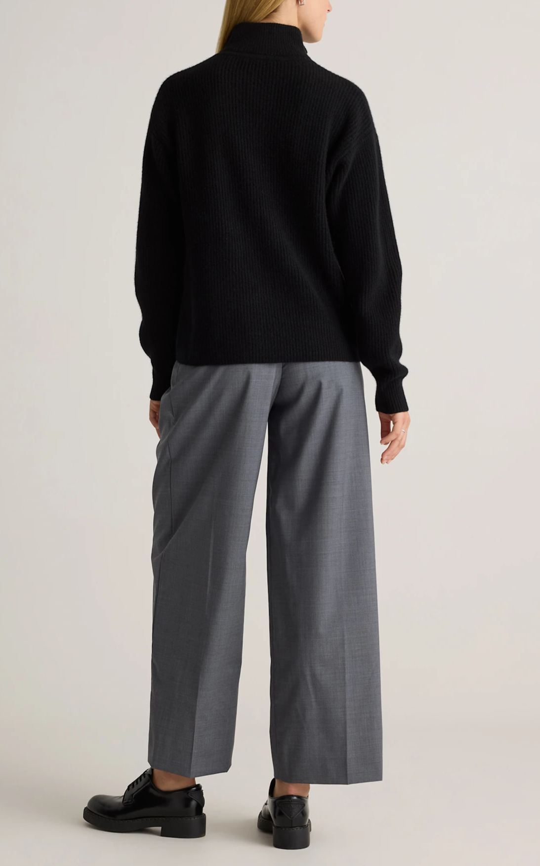 Women's Casual Half-Zip Ribbed Knit Pullover - Chic Mock Neck Knitwear for Work & Weekend