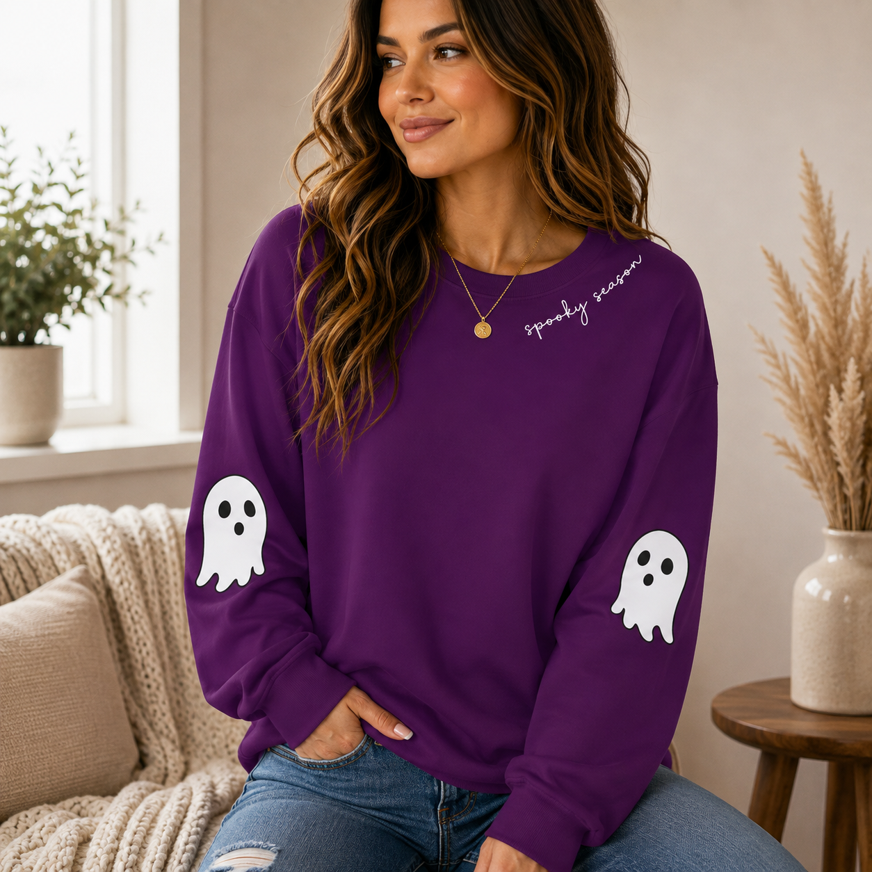 👻 Women’s Cute Ghost Halloween Sweatshirt – Cozy Long Sleeve Pullover, Spooky Fall Casual Top