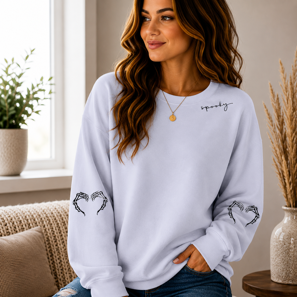 👻 Women’s Cute Ghost Halloween Sweatshirt – Cozy Long Sleeve Pullover, Spooky Fall Casual Top
