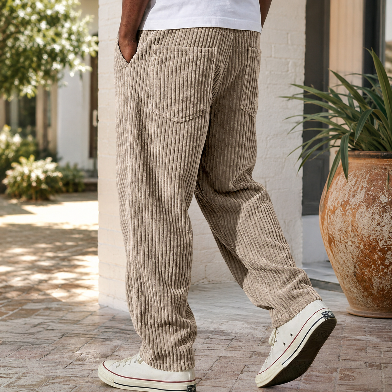 🔥 Men’s Relaxed Corduroy Pants 👖 Soft Wide-Wale Texture & Everyday Comfort