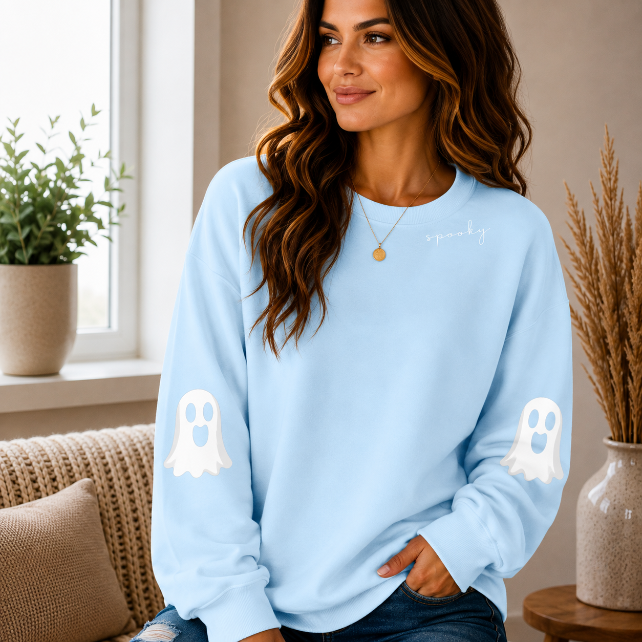 👻 Women’s Cute Ghost Halloween Sweatshirt – Cozy Long Sleeve Pullover, Spooky Fall Casual Top