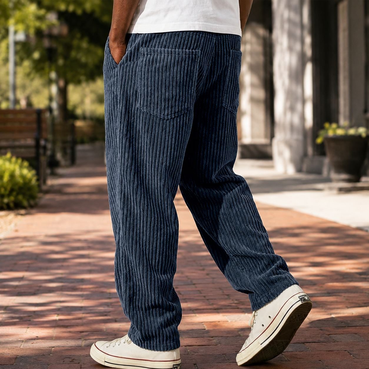 🔥 Men’s Relaxed Corduroy Pants 👖 Soft Wide-Wale Texture & Everyday Comfort