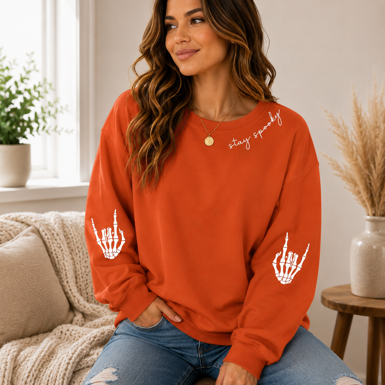 👻 Women’s Cute Ghost Halloween Sweatshirt – Cozy Long Sleeve Pullover, Spooky Fall Casual Top