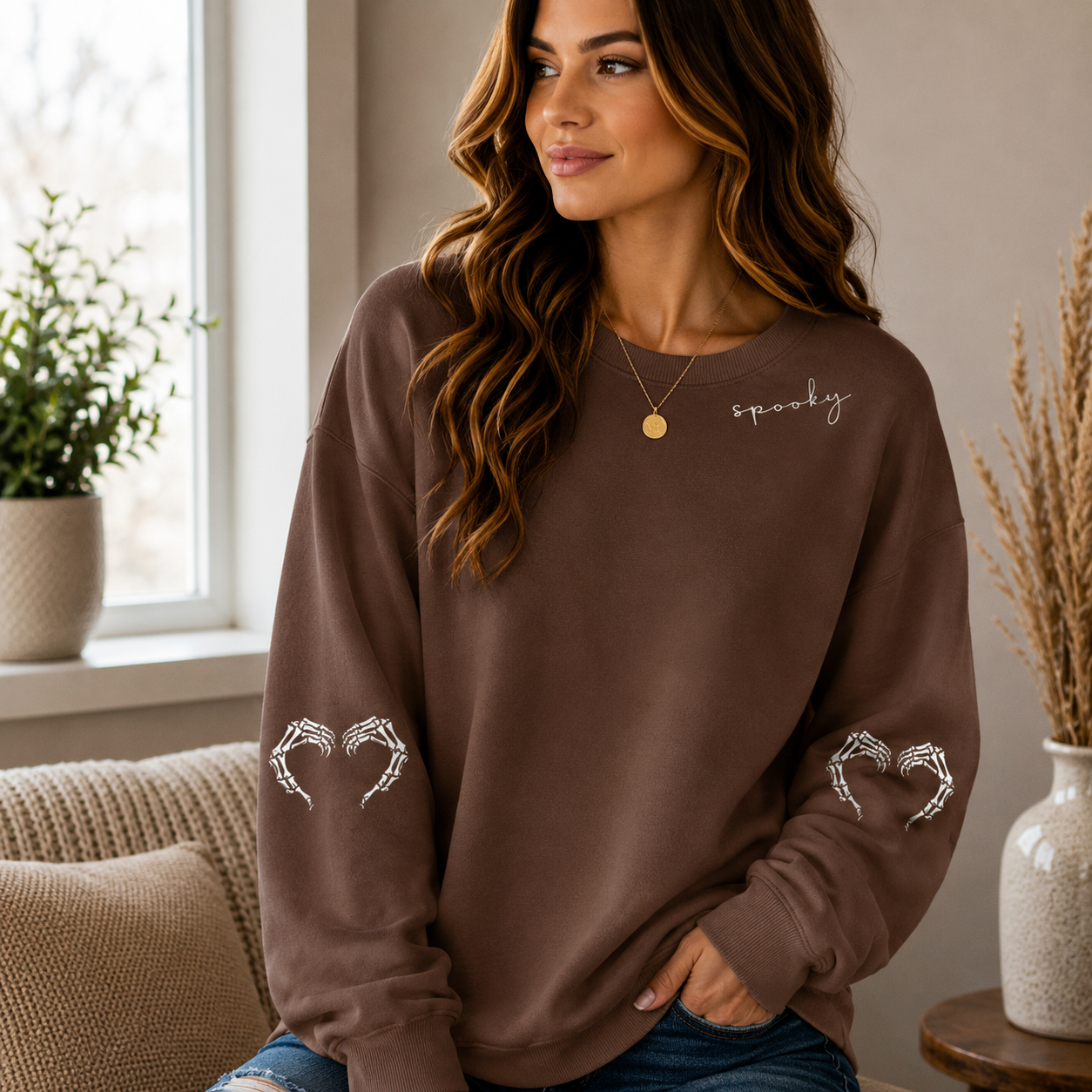 👻 Women’s Cute Ghost Halloween Sweatshirt – Cozy Long Sleeve Pullover, Spooky Fall Casual Top