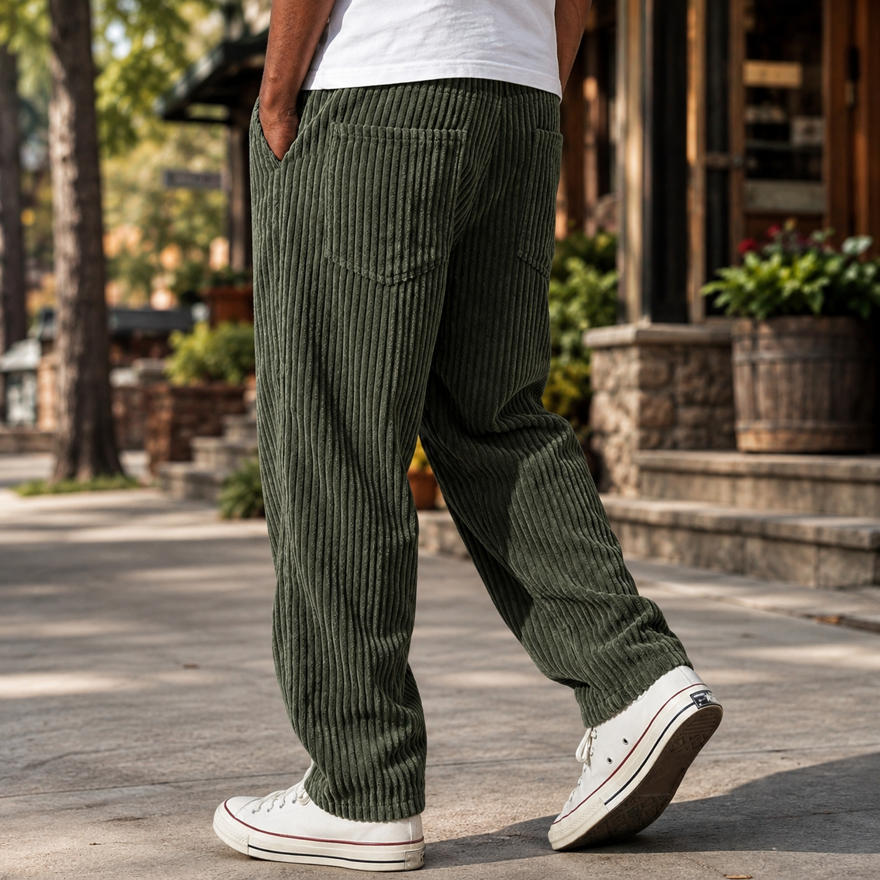 🔥 Men’s Relaxed Corduroy Pants 👖 Soft Wide-Wale Texture & Everyday Comfort