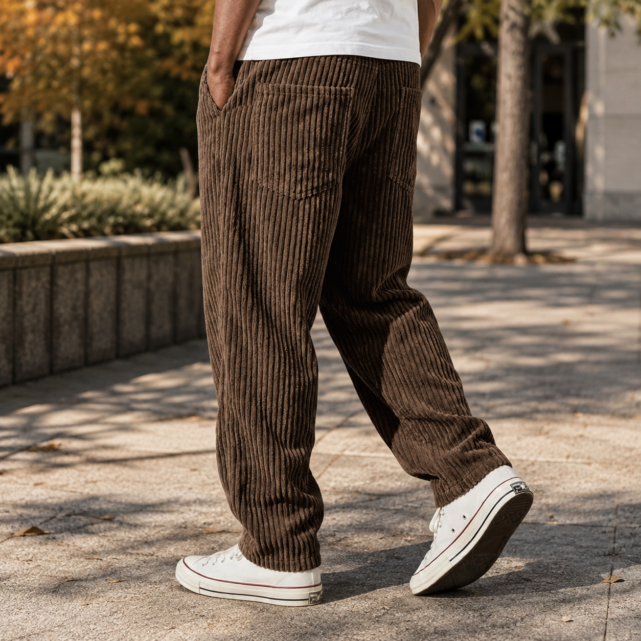 🔥 Men’s Relaxed Corduroy Pants 👖 Soft Wide-Wale Texture & Everyday Comfort