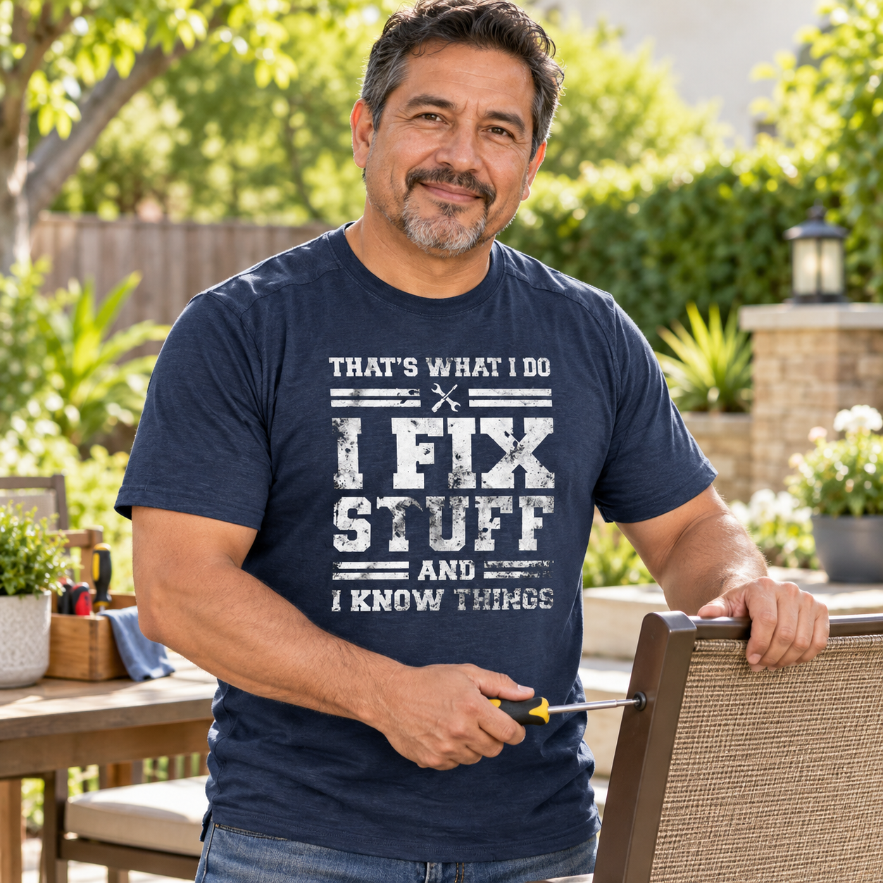 🔧 That’s What I Do — I Fix Stuff & I Know Things Graphic T-Shirt