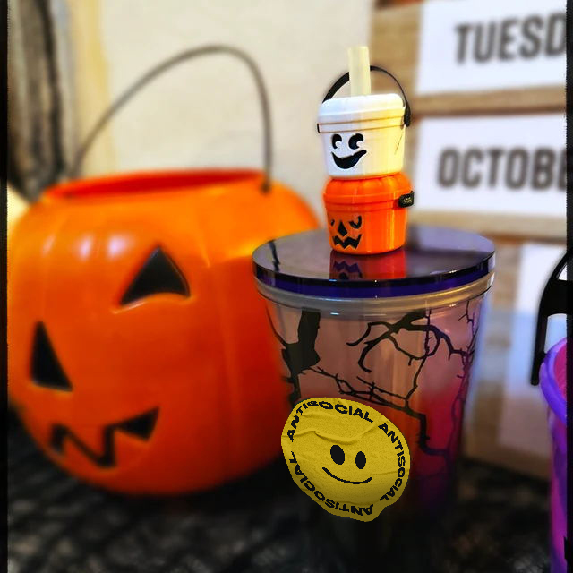 Straw Toppers Halloween Buckets （Cup not included）-HandPrint
