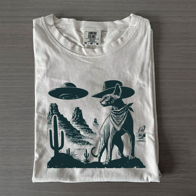 Vintage Sphynx UFO T-shirt-NaturexCraft