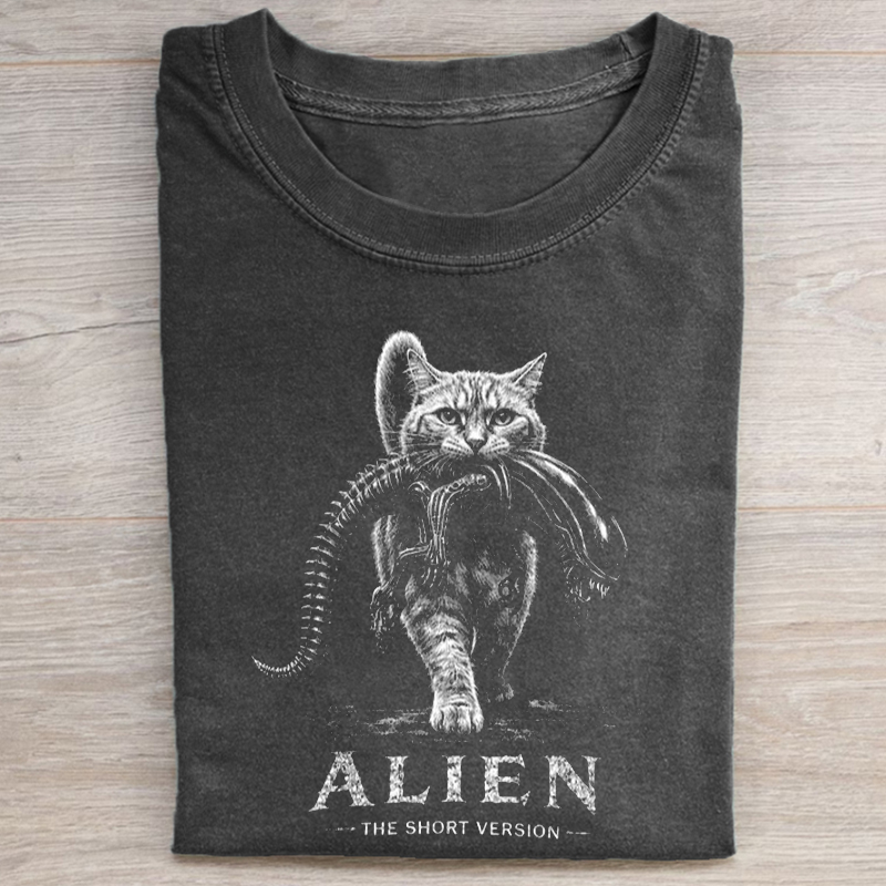 Sci-Fi Horror Parody Cat Graphic T-shirt-NaturexCraft