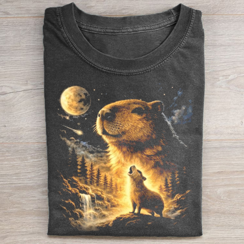 Capybara Howling to the Moon Vintage T-shirt-NaturexCraft