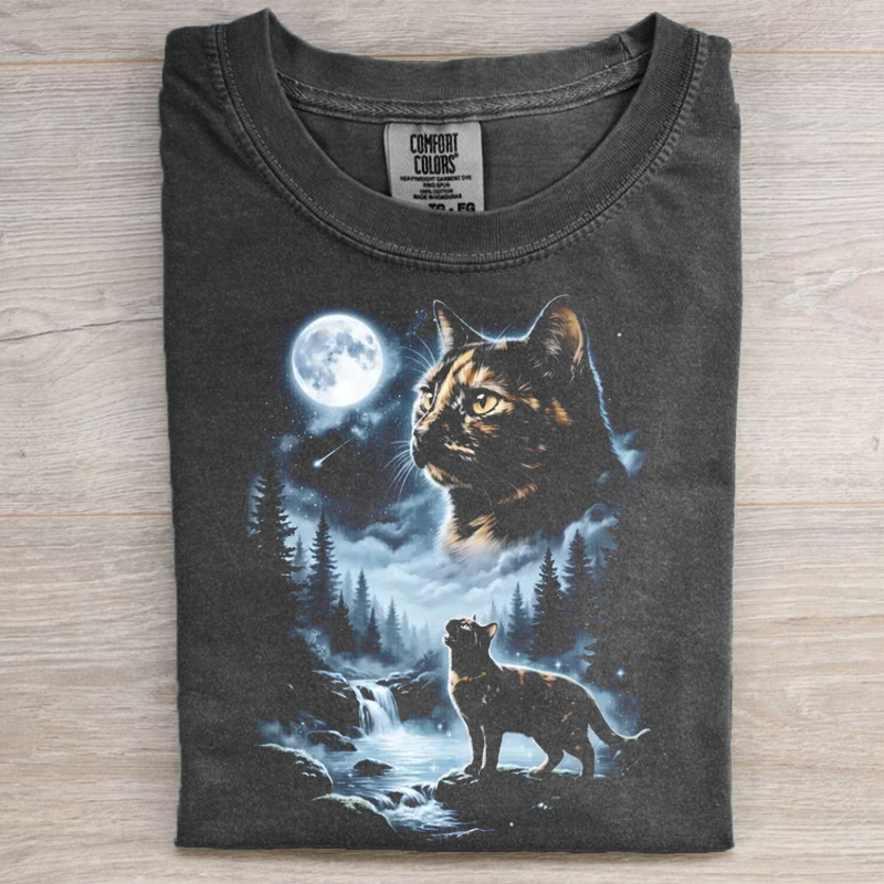 Tortoiseshell Cat Howling to the Moon T-shirt-NaturexCraft