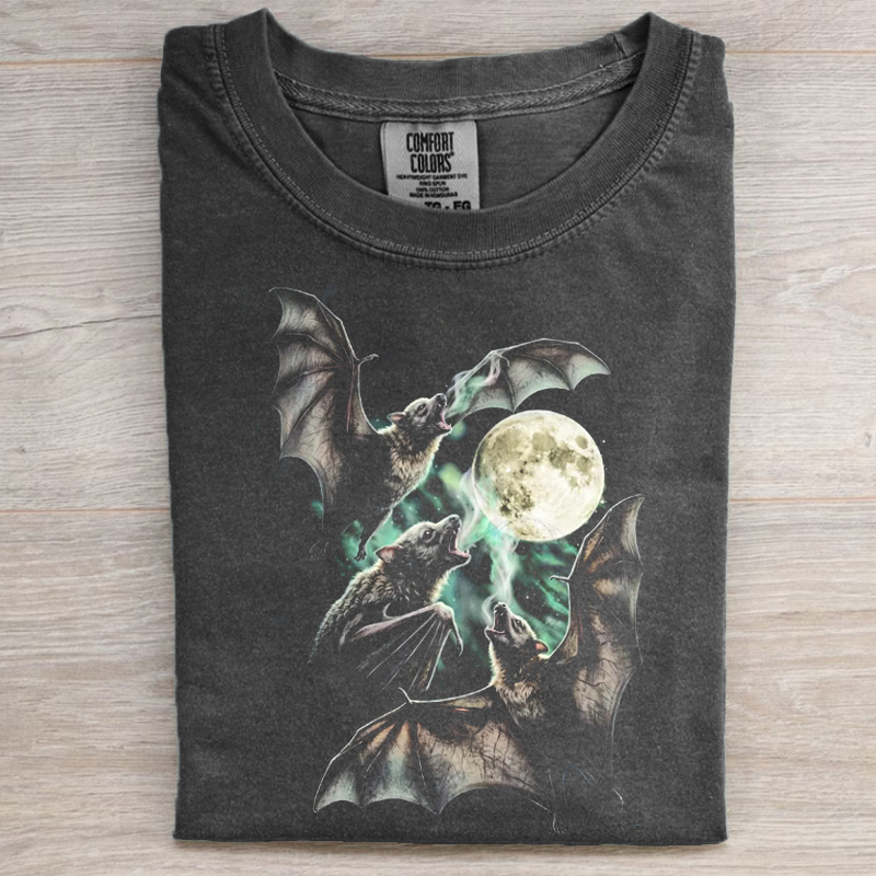 Bats Howling To Moon Vintage 90s Graphic T-shirt-NaturexCraft