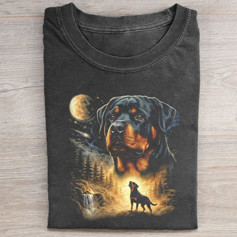 Rottweiler Howling to The Moon Vintage T-shirt-NaturexCraft