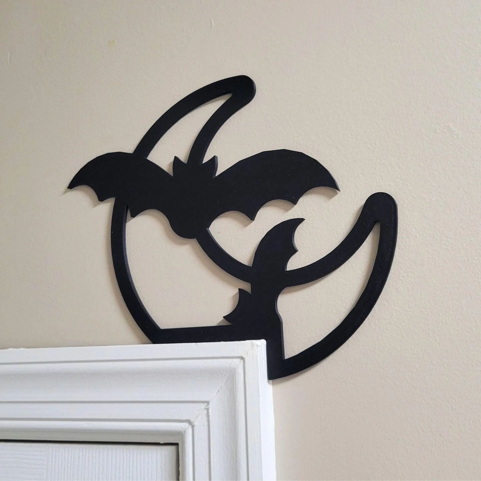 Metal Halloween Moon Door Corner Topper Decoration-HandPrint