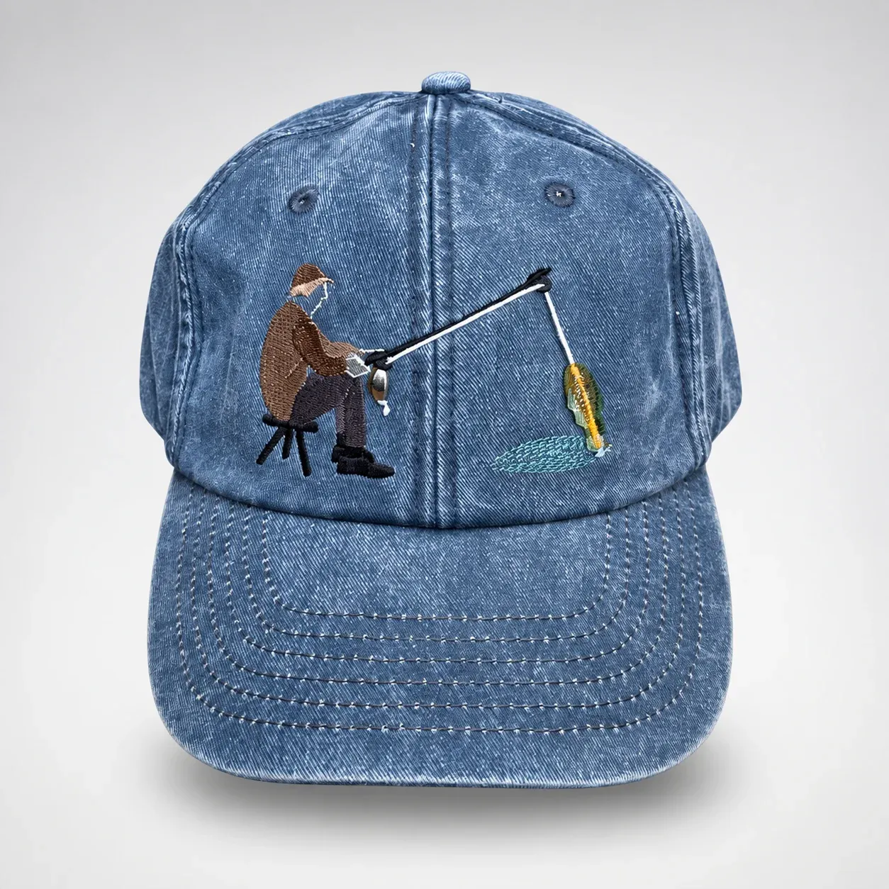 🎣 Interaktive „Fang des Tages“-Angelkappe – Hut mit beweglichem Fisch im Vintage-Waschung-Look-HandPrint
