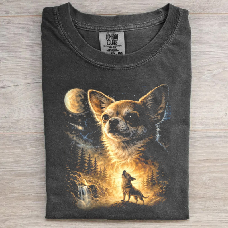Chihuahua Howling to The Moon Vintage T-shirt-NaturexCraft