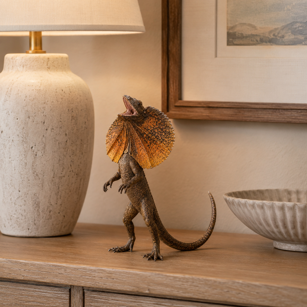 🦎 Frilled-Neck Lizard Resin Figurine-HandPrint