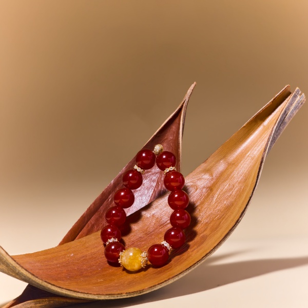 Red Agate and Yellow Resin Flower Bracelet
