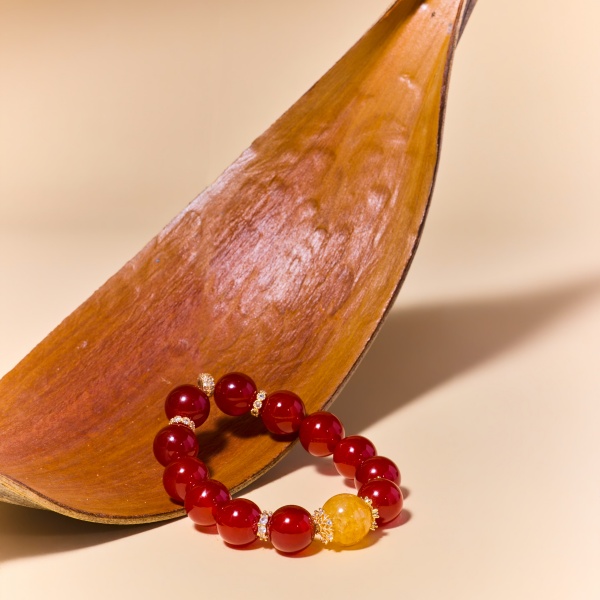Red Agate and Yellow Resin Flower Bracelet