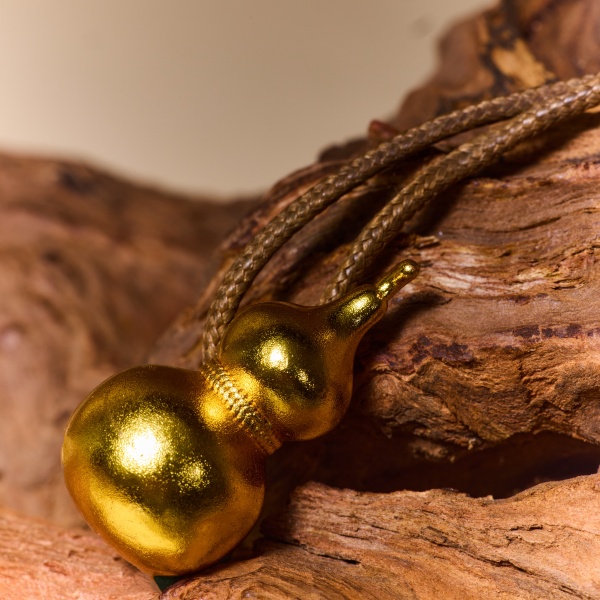 Sand Gold Gourd Pendant