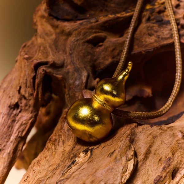 Sand Gold Gourd Pendant