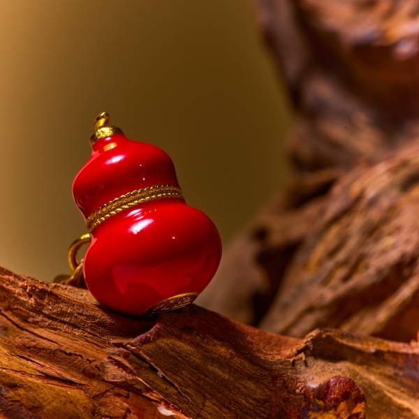 Chinese-style Red Gourd Pendant