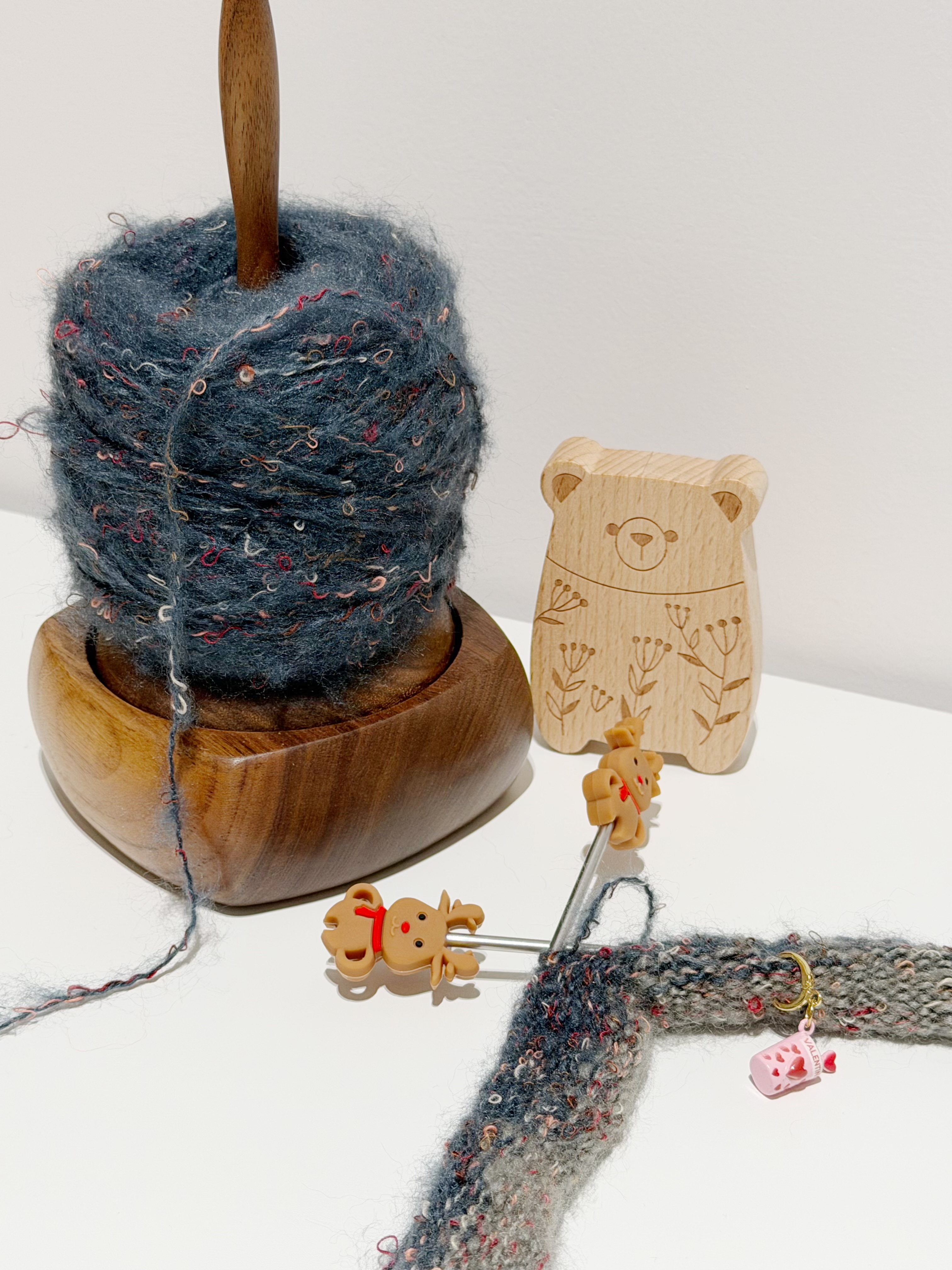 Christmas Reindeer Knitting Needle Stoppers, Cute Needle Point Protectors for Knitting Needles, Hand Knitting Accessories