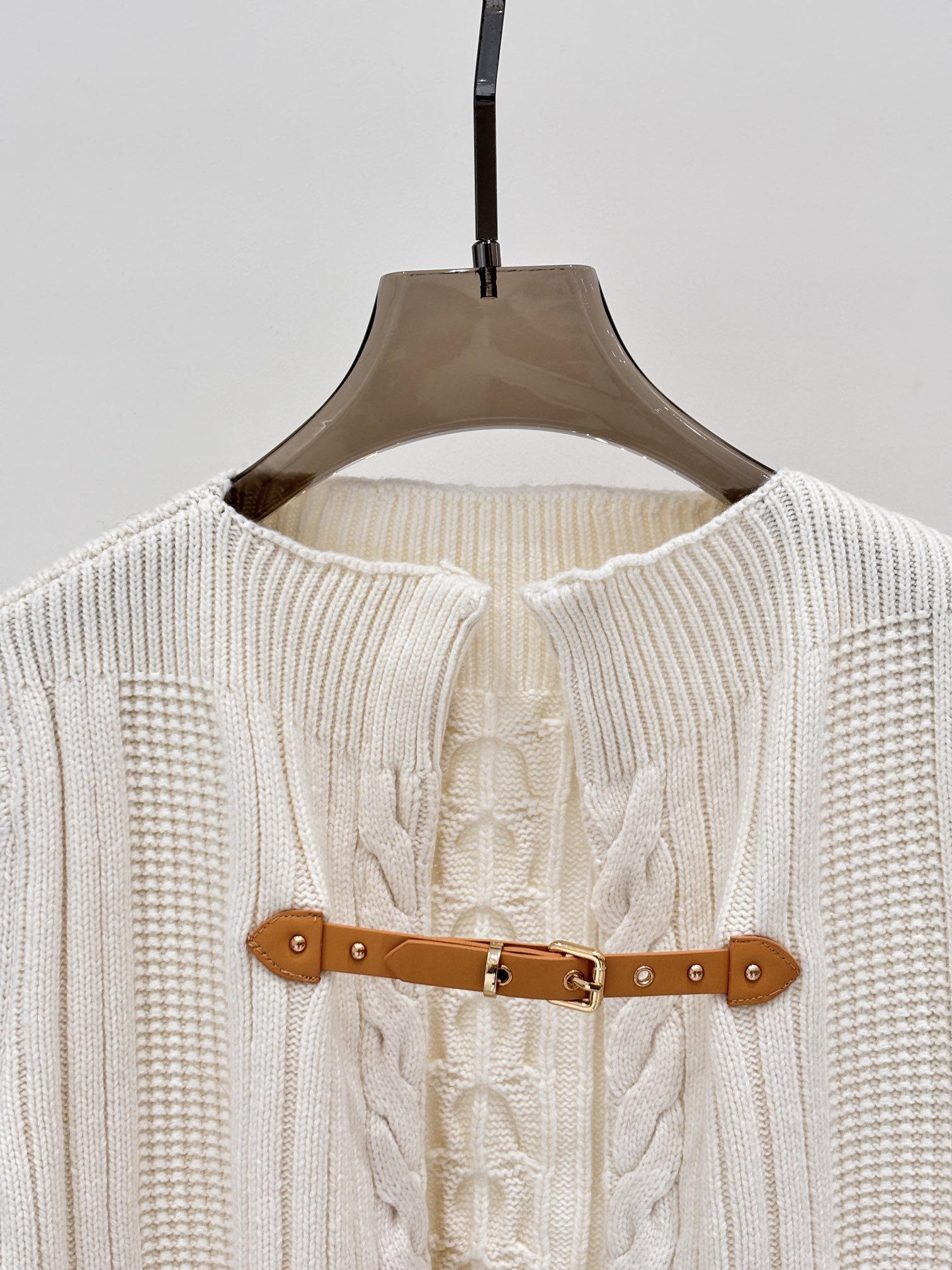 Louis Vuit25SS Belt Buckle Simple Knit Cardigan