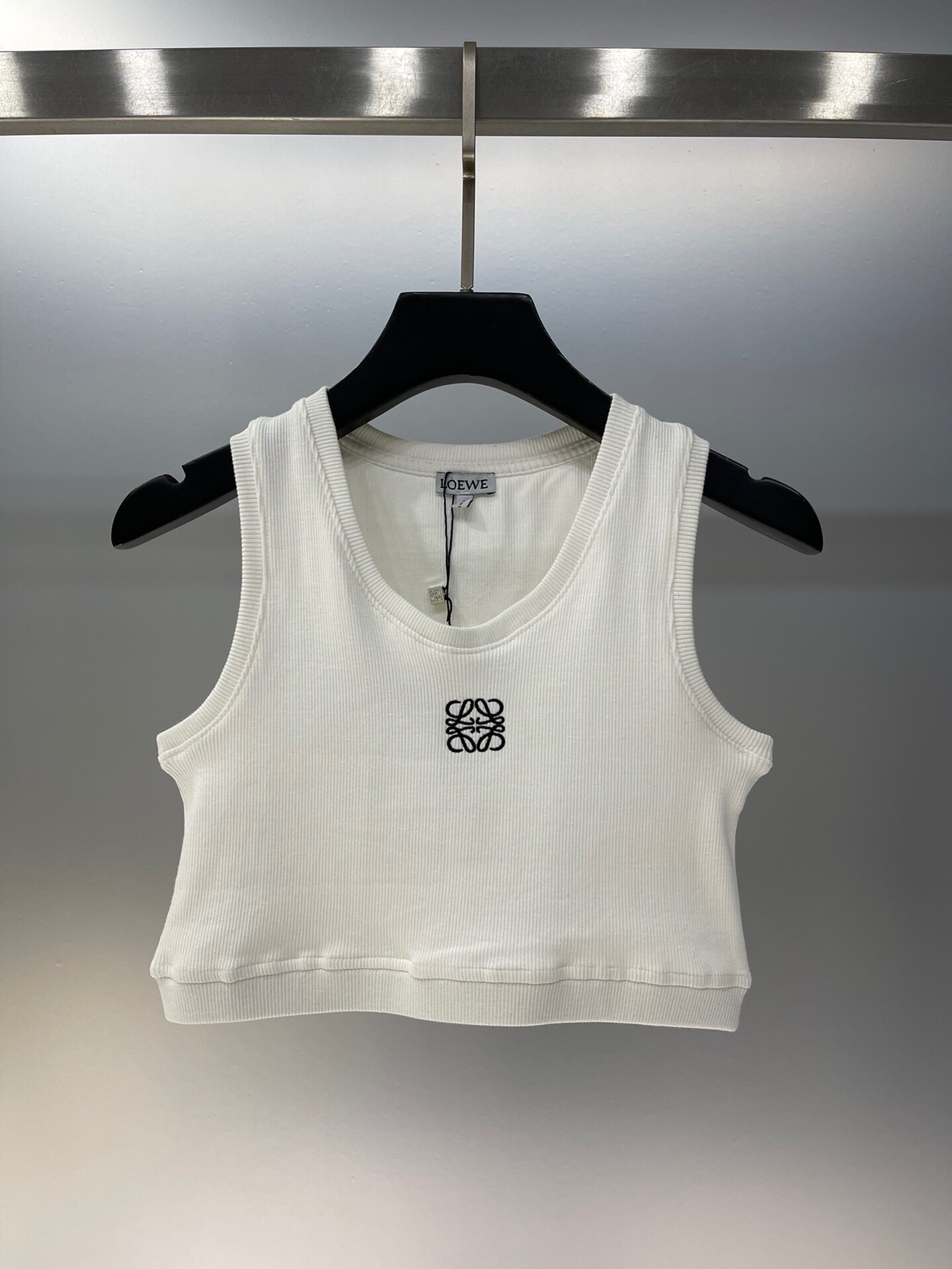 LOE Embroidered Logo Short Vest