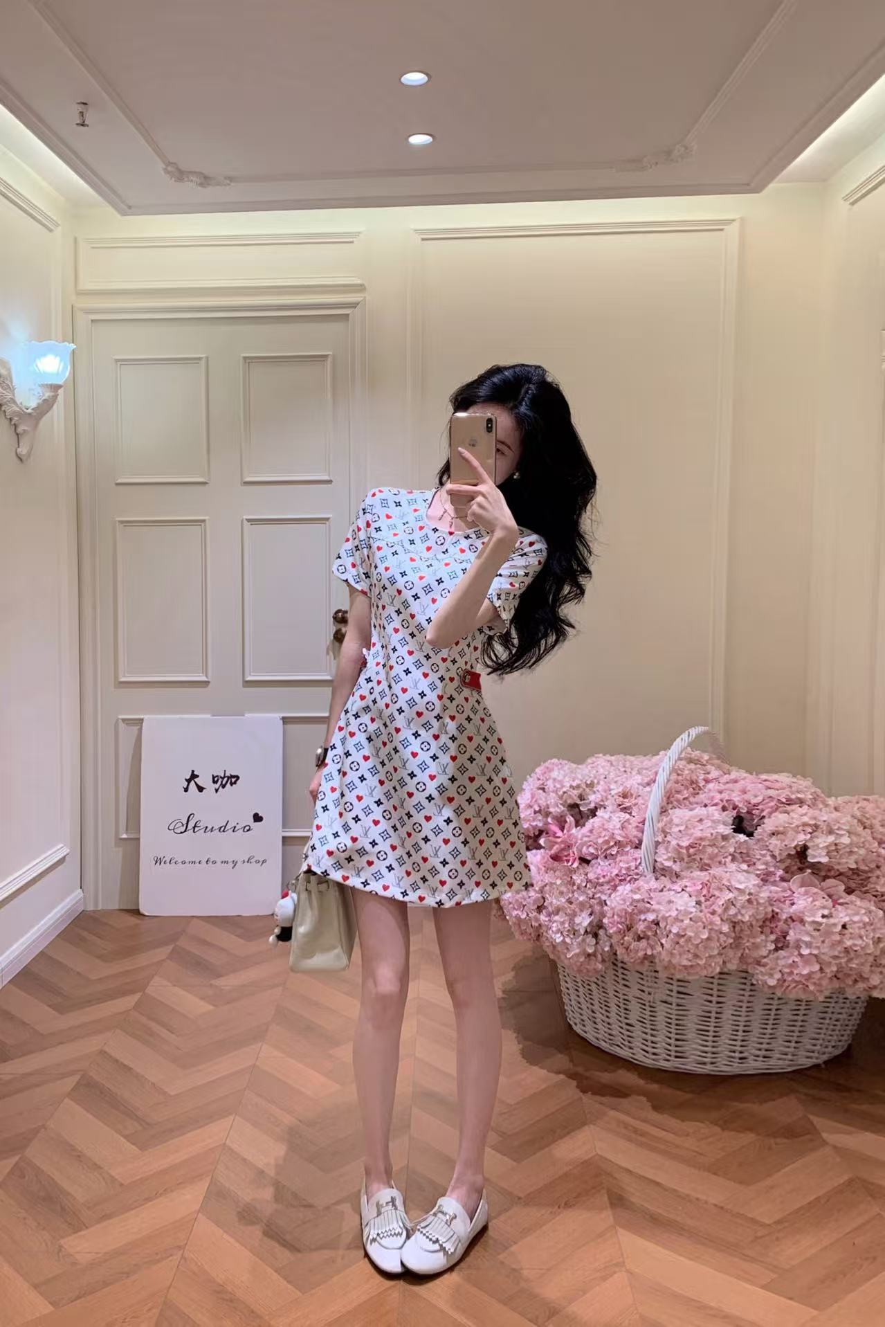 LV Vintage Heart Monogram Short-Sleeve Dress